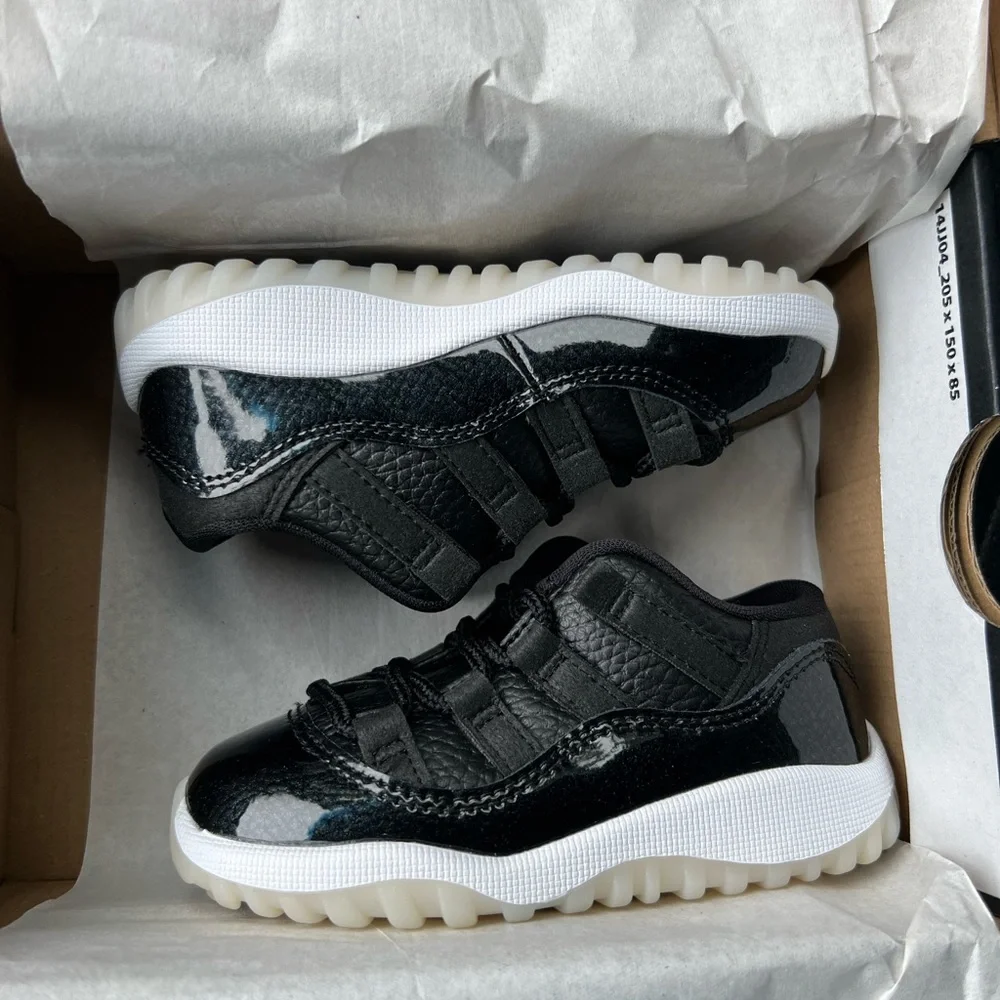 Jordan 11 - Picture 1 of 1